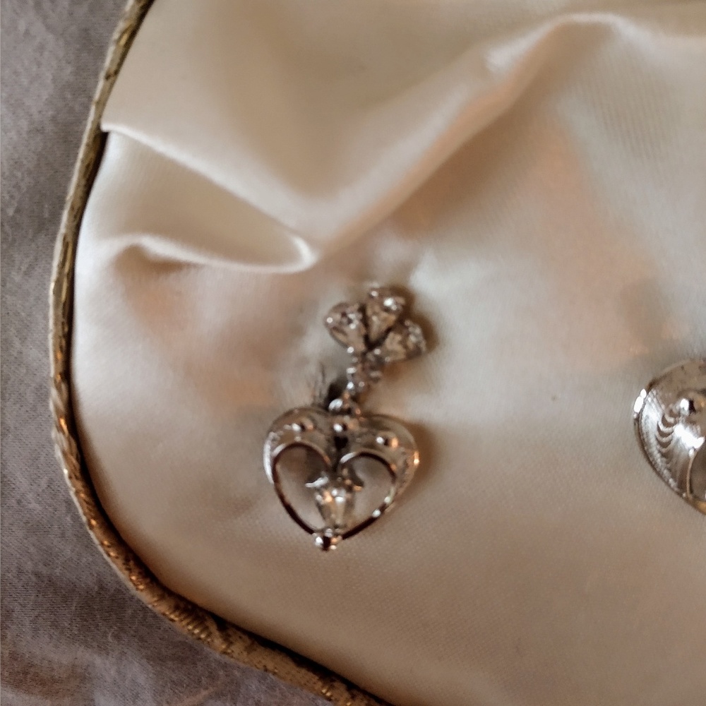 Vintage Necklace & Earrings - Picture 4 of 5